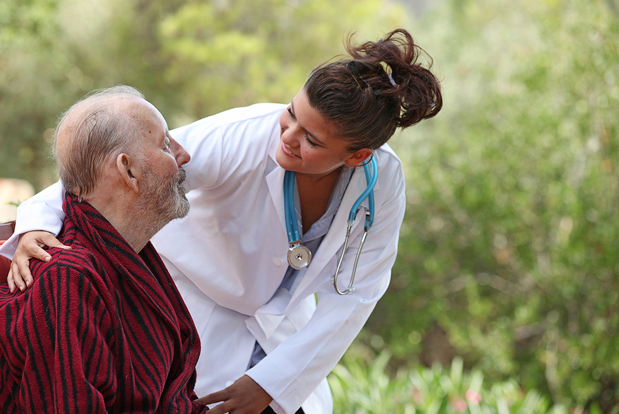 Skilled Nursing Care in Oyster Bay, NY: Hospital Readmission