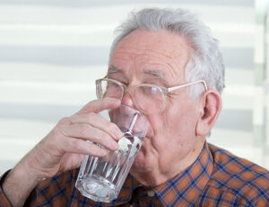 Senior home care helps aging adults stay hydrated and healthy with gentle reminders and daily support tailored to their needs.